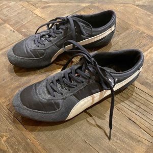 Women’s Puma Sneakers, Navy, white + pink, size 6